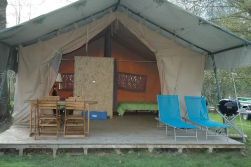 Accommodation - Safari Lodge Tents 2 Bedrooms 4/5 People - image n°5 - Camping Les Eydoches