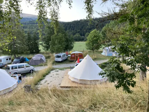 Stellplatz - Ready To Camp Package - image n°4 - Camping Caravaneige Les 4 Saisons