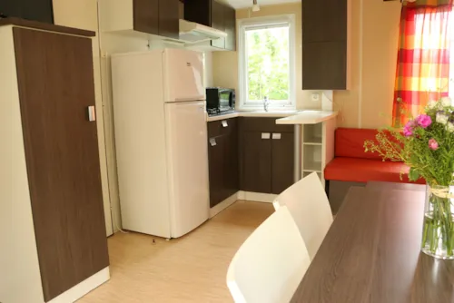 Location - Mobil-Home - 2 Chambres - image n°4 - Camping Domaine Beauséjour