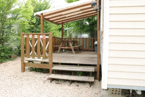 Location - Mobil-Home - 2 Chambres - image n°2 - Camping Domaine Beauséjour