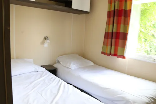 Location - Mobil-Home - 2 Chambres - image n°6 - Camping Domaine Beauséjour