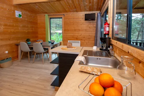 Accommodation - Cottage + Spa - image n°3 - Camping Le Champ Long