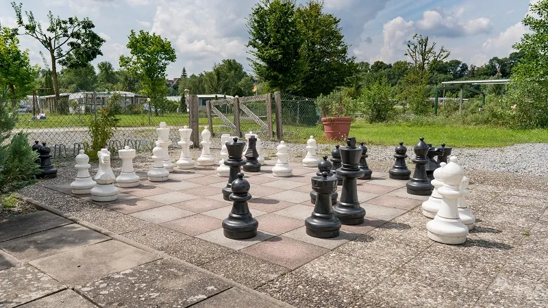 Camping am Hirschfeldsee - Sperrfechter Freizeitpark