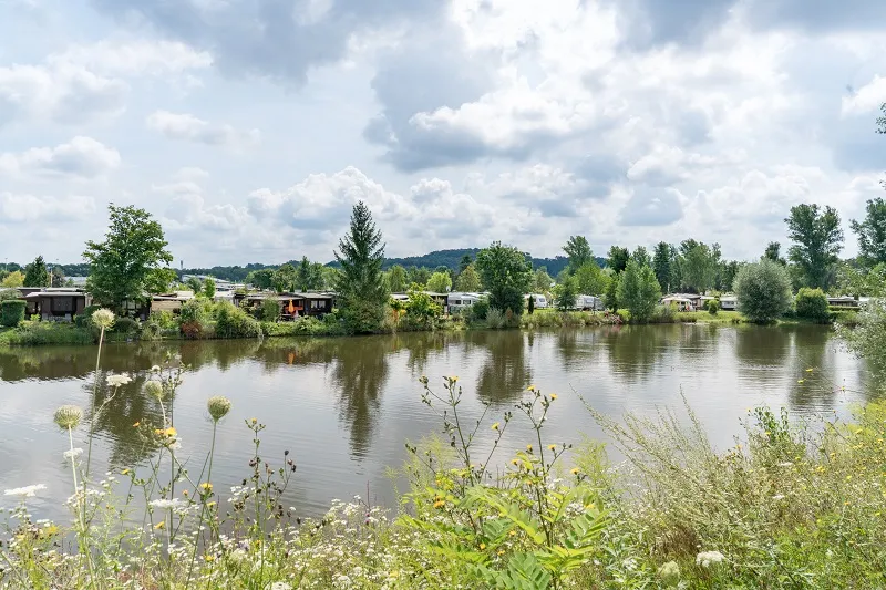 Camping am Hirschfeldsee - Sperrfechter Freizeitpark