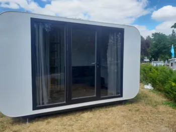 Accommodation - Campingcube Luna Für 2 Personen Mit Dusche/Wc Ohne Küche - Camping am Hirschfeldsee - Sperrfechter Freizeitpark