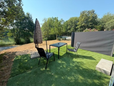 Campingcube Orion für 2 Personen mit Dusche, WC und Küche