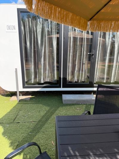 Campingcube Orion für 2 Personen mit Dusche, WC und Küche