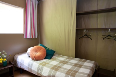 Farm Tent Kievit — 6