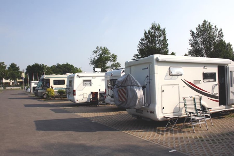KNAUS Campingpark Rhein-Mosel/Koblenz photo 3