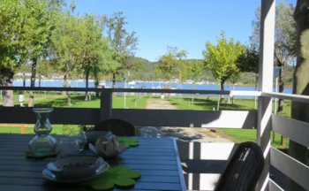 Mietunterkunft - Maxicaravan Wake Mit Jacuzzi - Camping Lido Verbano