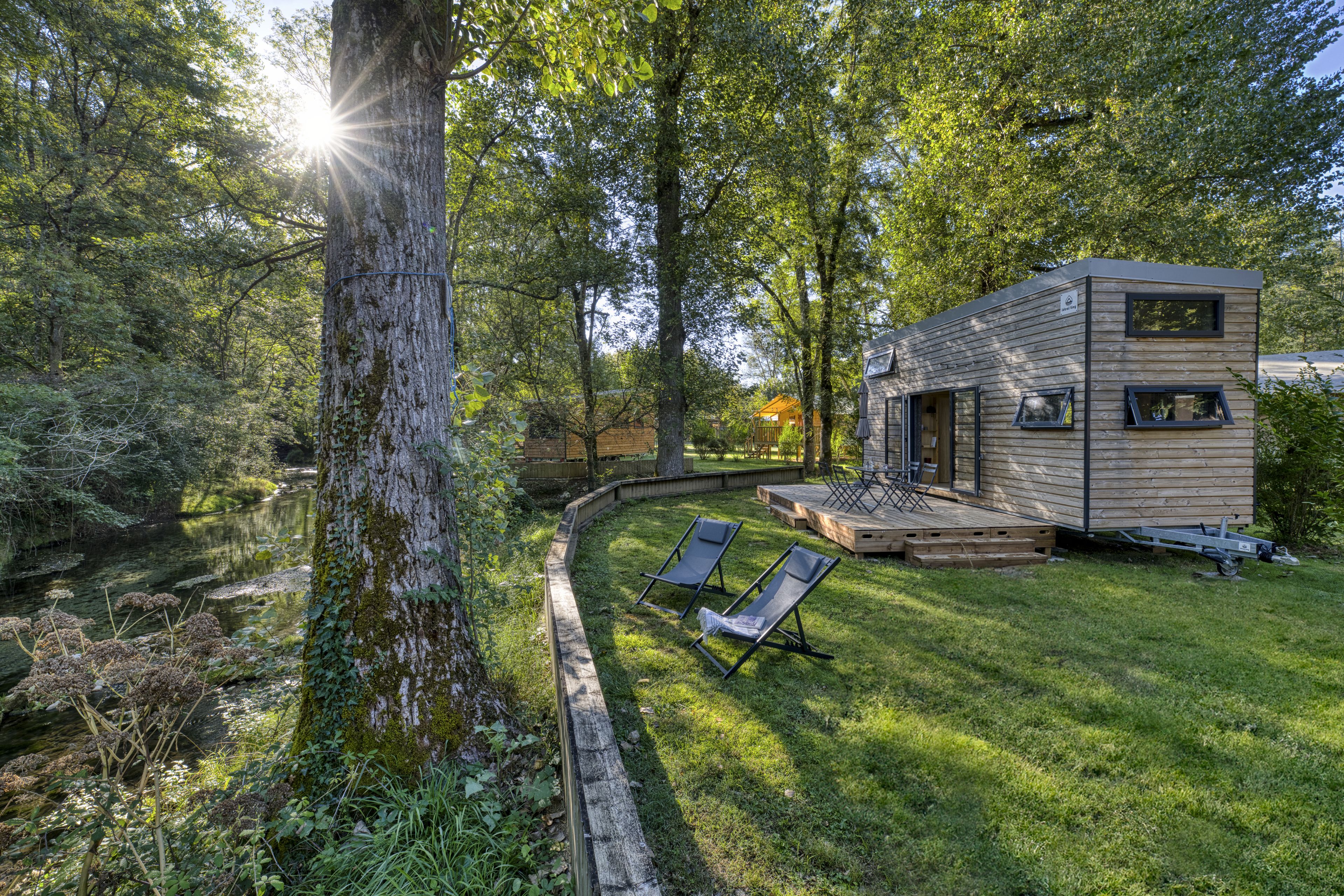 Location - Tiny House Insolite | 2 Chambres - SLOW Village | Saint-Cybranet