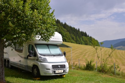 PLEASURE pitch of 80 m² including 2 people + electricity