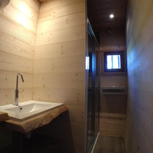 Accommodation - Chalet La Cabane - image n°3 - Camping Les Eymes