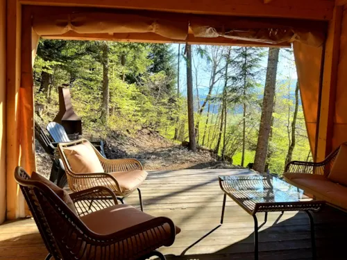 Location - Lodge Des P'tits Lutins - image n°2 - Camping Les Eymes