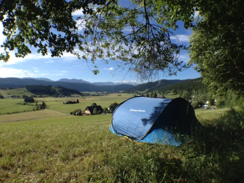 Pitch - Shared Pitch For People On Foot, By Bike Or With A Donkey! (Without Vehicle) - image n°2 - Camping Les Eymes
