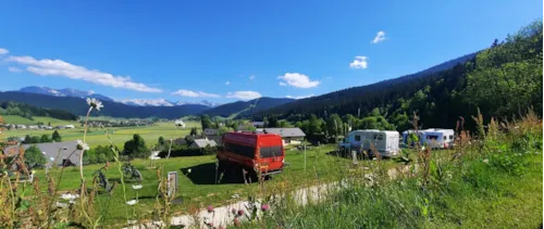 Stellplatz - Panorama-Stellplatz 120 M² (Sonnig - Garantierte Aussicht) Inklusive 2 Personen + Strom - image n°3 - Camping Les Eymes
