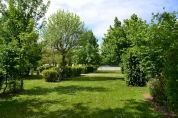 Stellplatz - Stellplatz 1 Person (Zelt Oder Wohnwagen Oder Wohnmobil / Kombi, Nur Ein Fahrzeug Auf Dem Stellplatz) Ohne Oder Mit Zusätzlichem Strom - Camping Pré Rolland