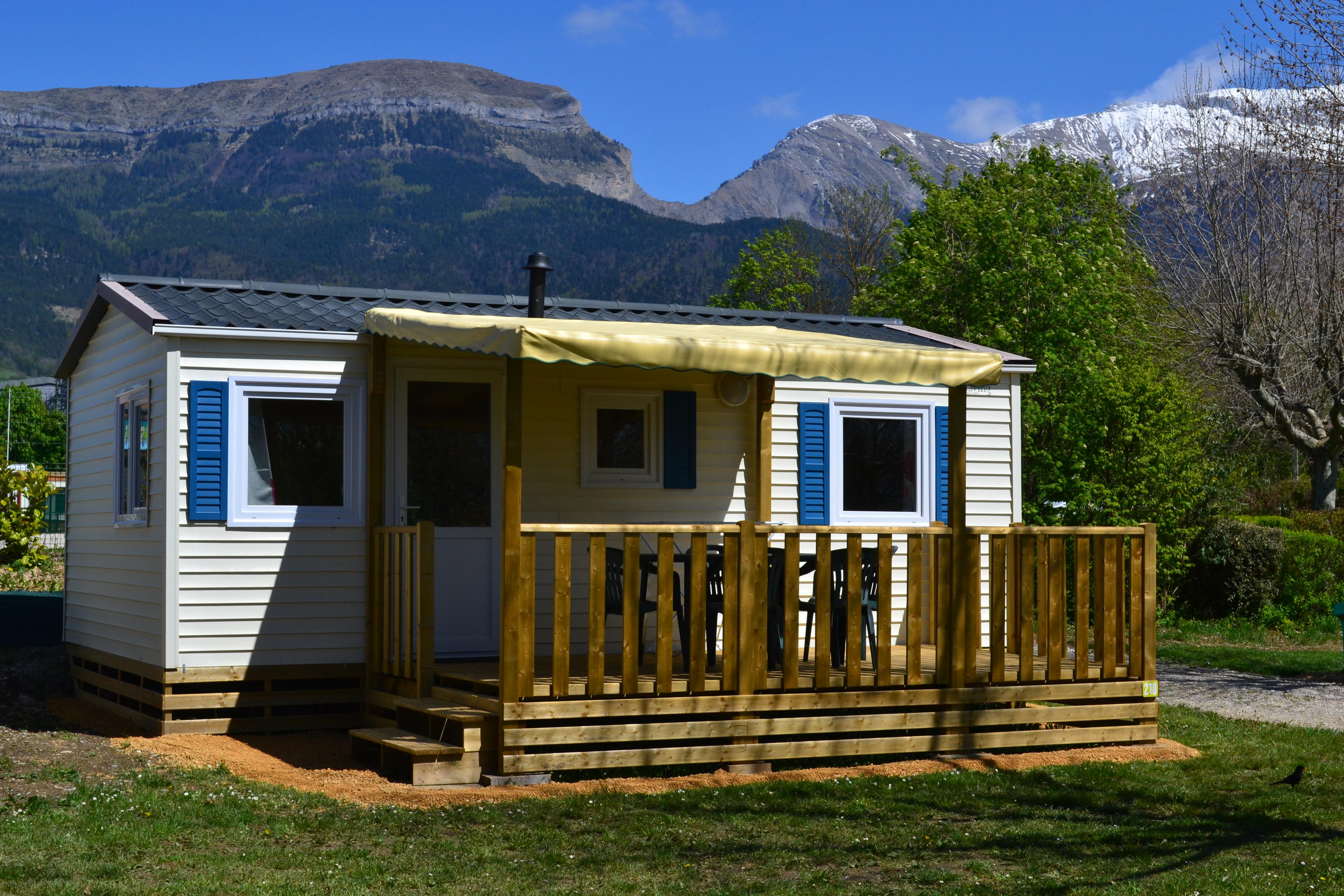 Accommodation - Mobile Home 5 People (26M²) - 3 Bedrooms (1 Bed 140 + 3 Beds 90) - Camping Pré Rolland