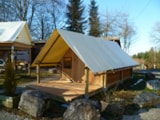 Tente 2 Places Bois Et Toile (2 Lits 90 Draps Obligatoires), Coin Cuisine, Avec Électricité, Sans Sanitaires. Tente 2 Places Bois Et Toile (2 Lits 90 Draps Obligatoires), Coin Cuisine, Avec Électricité, Sans Sanitaires.