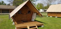 Huuraccommodatie(s) - Tent 2 Plaatsen In Hout En Canvas (2 Bedden 90 Lakens Verplicht), Keuken, Met Elektriciteit, Zonder Toiletten. - Camping Pré Rolland
