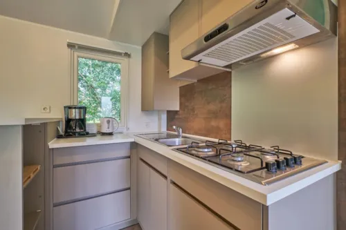 Accommodation - Mobile Home 6 People (33M²) - 3 Bedrooms (1 Bed 140 + 4 Beds 90) - image n°3 - Camping Pré Rolland