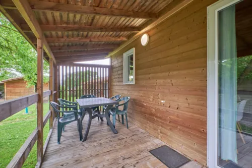 Huuraccommodatie(s) - Houten Chalet - 5 Personen (33 M²) - 2 Slaapkamers (2 Bedden 140 + 1 Stapelbed 90) - image n°9 - Camping Pré Rolland