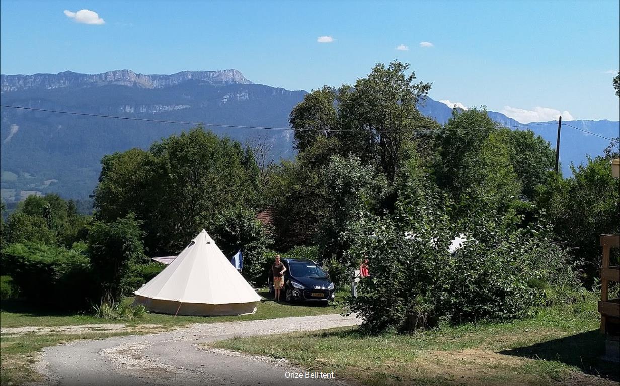 Pitch - Pitch With Electricity - Camping Le Balcon De Chartreuse