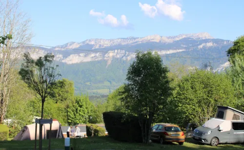 Stellplatz - Stellplatz Mit Strom Elektriciteit - image n°4 - Camping Le Balcon De Chartreuse