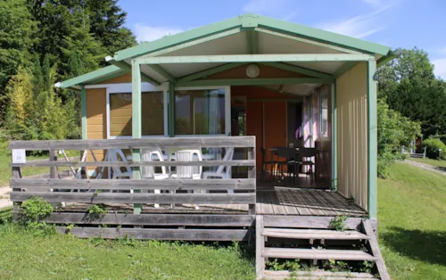 Location - 16.Chalet 30 M², Tv "Primevere" - image n°1 - Camping Le Balcon De Chartreuse