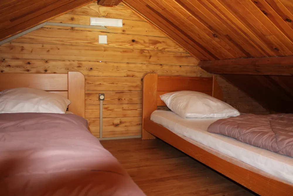Location - 27.Chalet Gentiane 24M² Mezzanine - image n°8 - Camping Le Balcon De Chartreuse