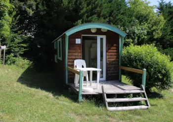 Huuraccommodatie(s) - Pipowagen Pétunia - Camping Le Balcon De Chartreuse
