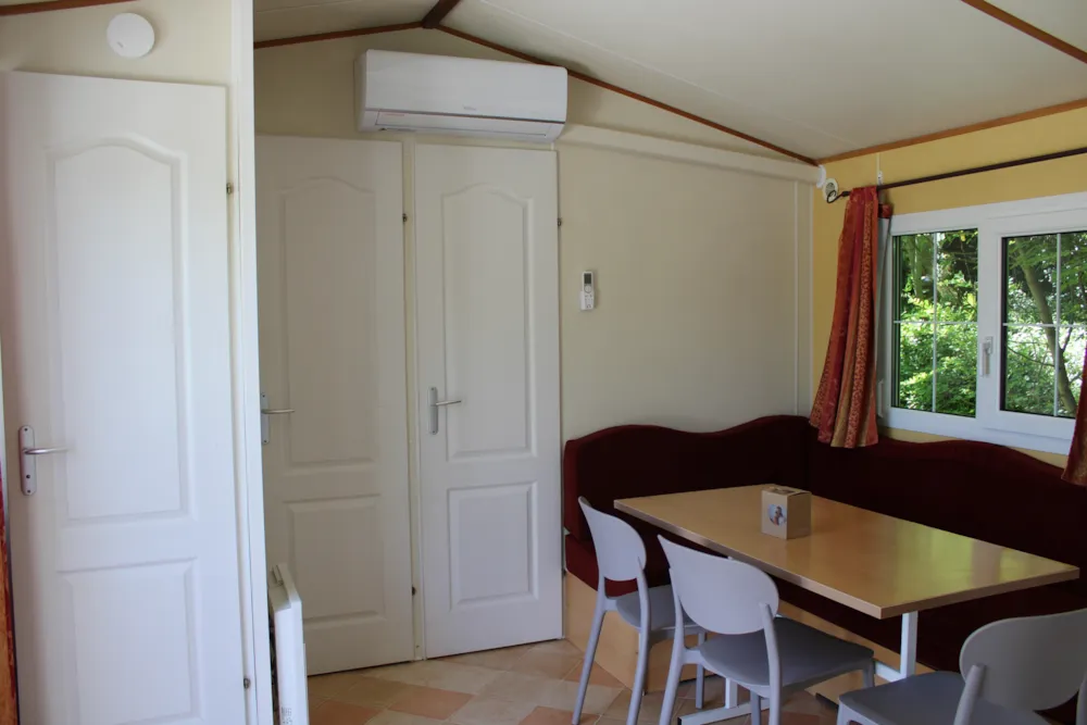 Location - 80.Mobile Home Noisette Clim - image n°5 - Camping Le Balcon De Chartreuse