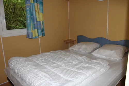 Location - 88. Mobil Home 25M² Tv, Giroflée - image n°8 - Camping Le Balcon De Chartreuse