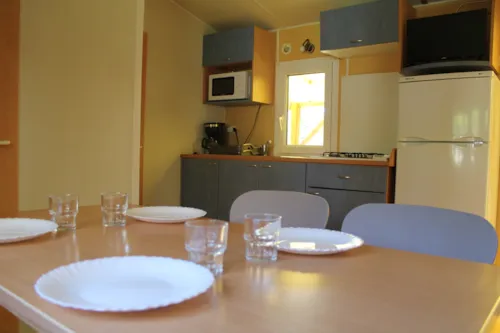 Location - 88. Mobil Home 25M² Tv, Giroflée - image n°5 - Camping Le Balcon De Chartreuse