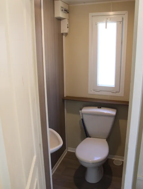 Accommodation - 55. Amaryllis Mobile Home, Luxury, Air Conditioning, Tv, Dishwasher, 36 M² - image n°9 - Camping Le Balcon De Chartreuse