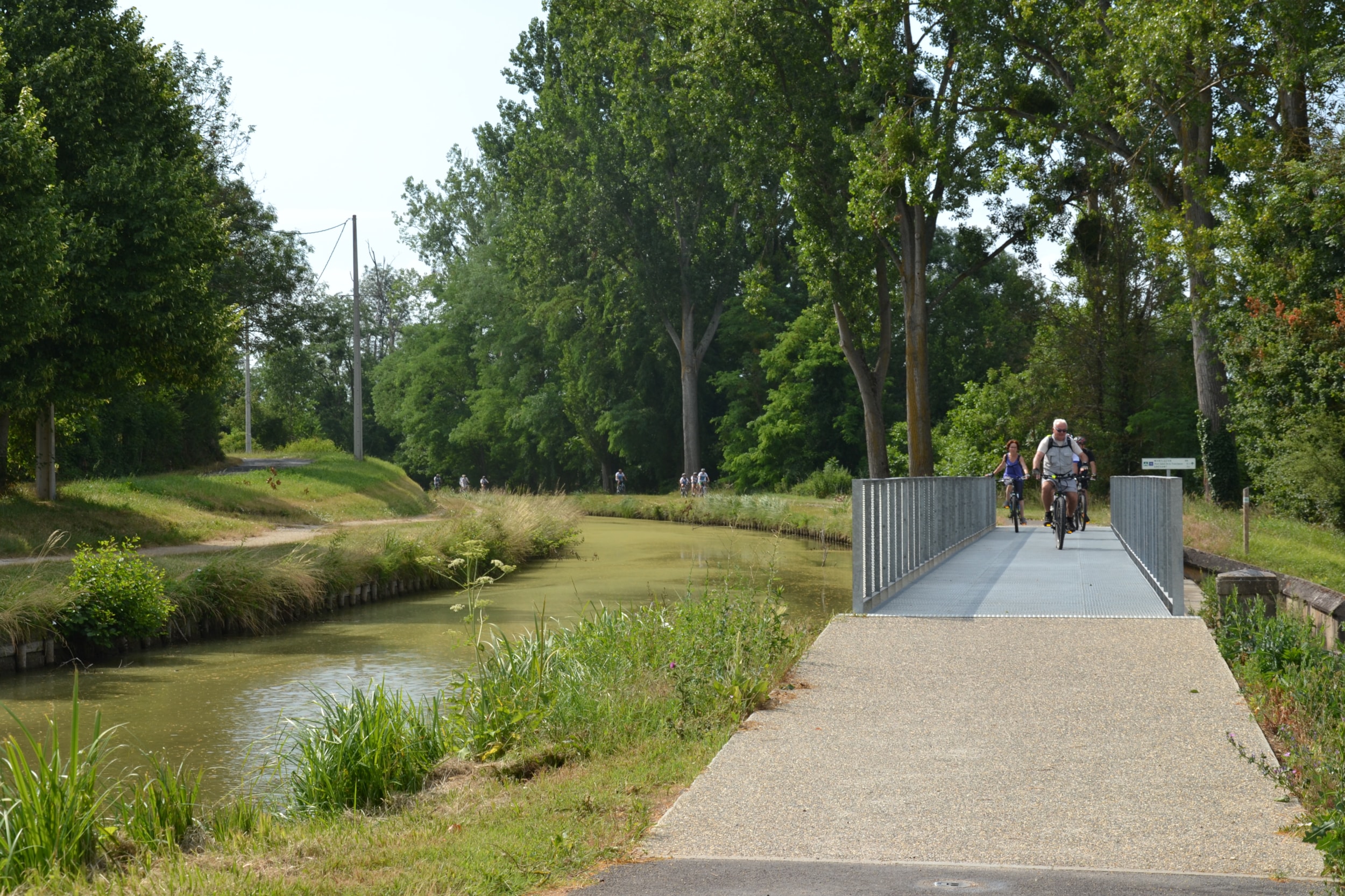 Camping Canal de Berry — Photo 1