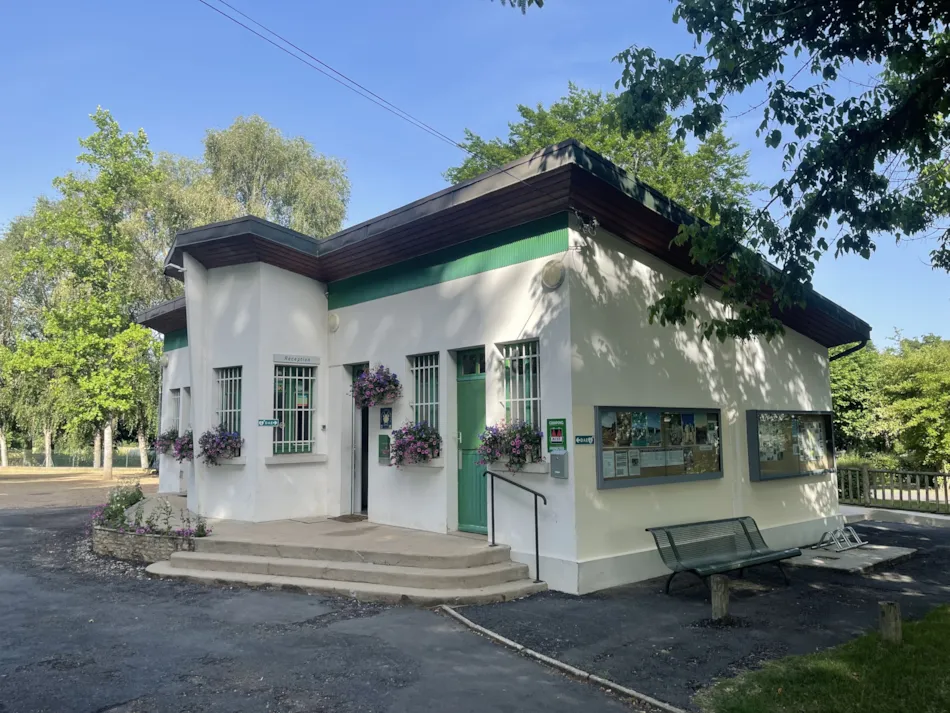 Camping Canal de Berry