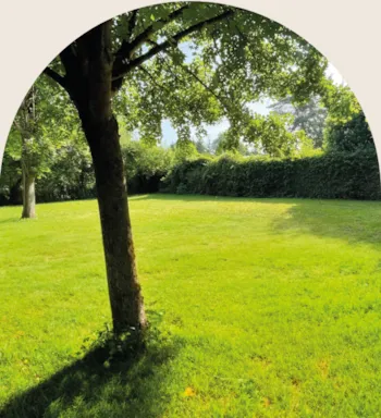 Emplacement - Forfait Confort  (1 Tente, Caravane Ou Camping-Car / 1 Voiture / Électricité 6A) - Camping Canal de Berry