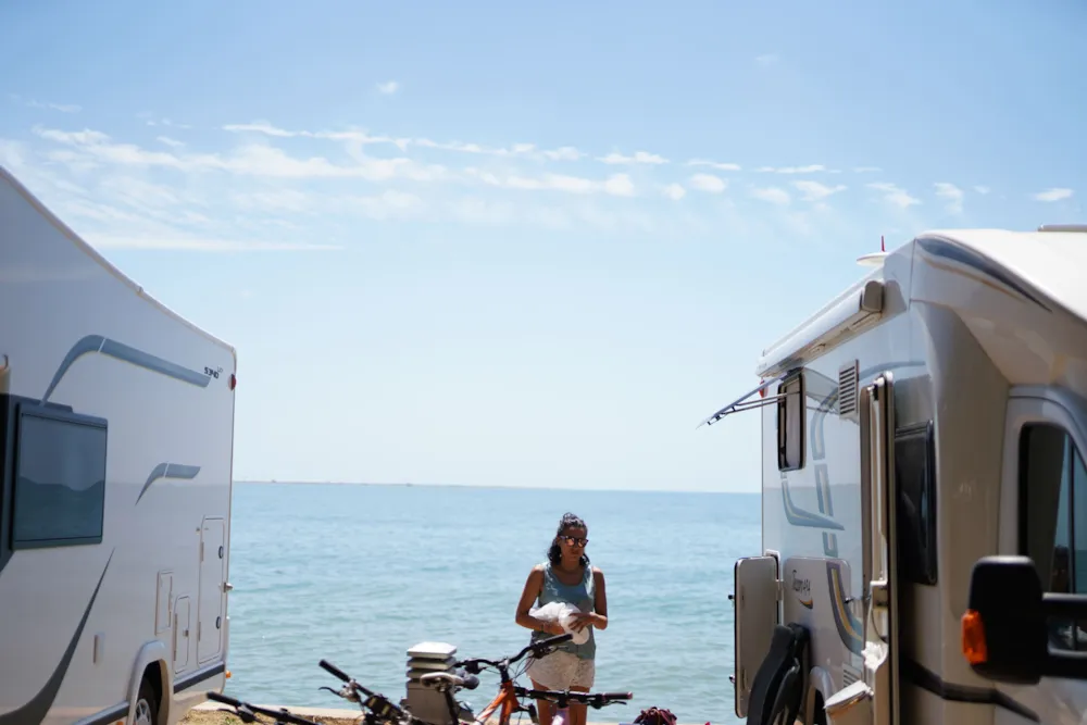 Kampeerplaats(en) - Standplaats Zee ** - Camping Alfacs