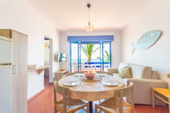 Mietunterkunft - Ferienwohnung Bahía *** Mit Klimaanlage Meersicht - Camping Alfacs
