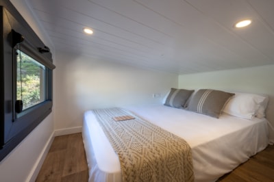 Duplex Tiny Home Half Board stay — 3