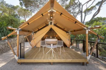 Mietunterkunft - Canvas Lodge Queen - Talaia Plaza Ecoresort 