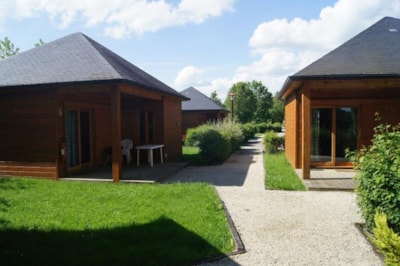Chalet Standard 37m² / 2 bedrooms - Half-covered terrace — 3