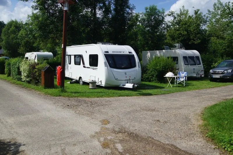 Forfait Confort (1 Tente Ou Caravane / 1 Voiture / Électricité 10A)
