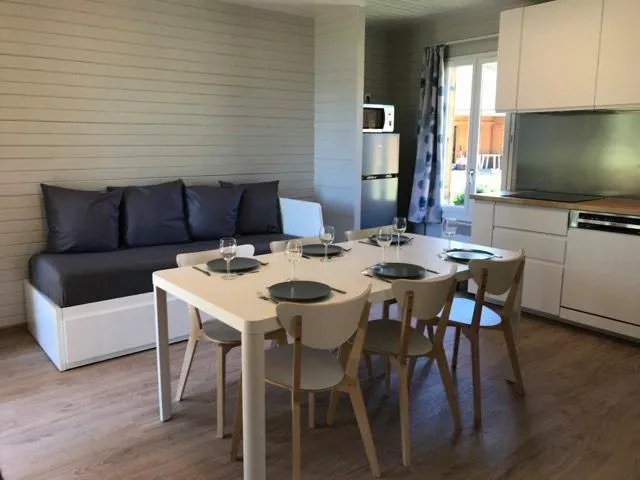 Chalet Premium 37 M² / 2 Chambres - Terasse Semi-Couverte