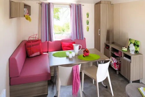 Accommodation - Comfortable 2-Bedroom Mobile Home (+Extra Bed), 27.5 M², With A Large Patio - image n°4 - Camping la Bissera