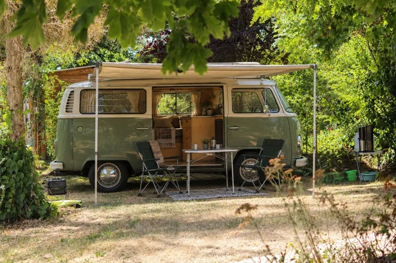 Stellplatz - Pauschalpreis Für Stellplatz + Kombi/Van Mit Einer Länge Von <5,50 M - Camping la Bissera