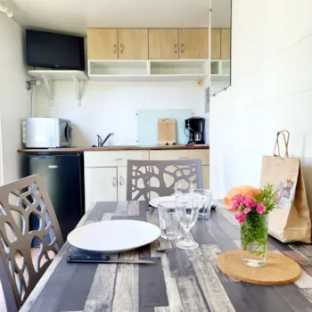 Location - Mobil-Home 1 Chambre - 16M² - - Camping Jobel 