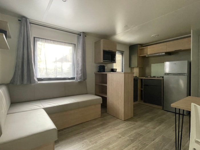 Mobil Home Premium 4/5 Pers. -32M² - Climatisation - 2 Chambres - Terrasse Couverte -