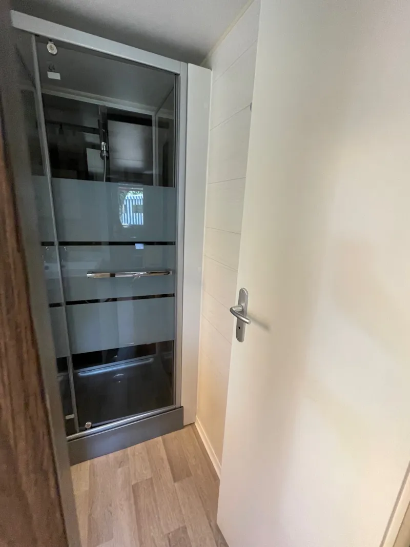 Mobil Home Confort Surfeur - 20M² - 2 Chambres - Terrasse Couverte - Tv -